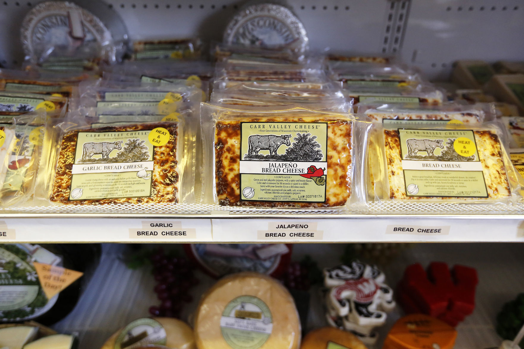The Carr Valley Cheese Company sells different flavors of bread cheese at their location in Fennimore, Wis.    PHOTO CREDIT: EILEEN MESLAR