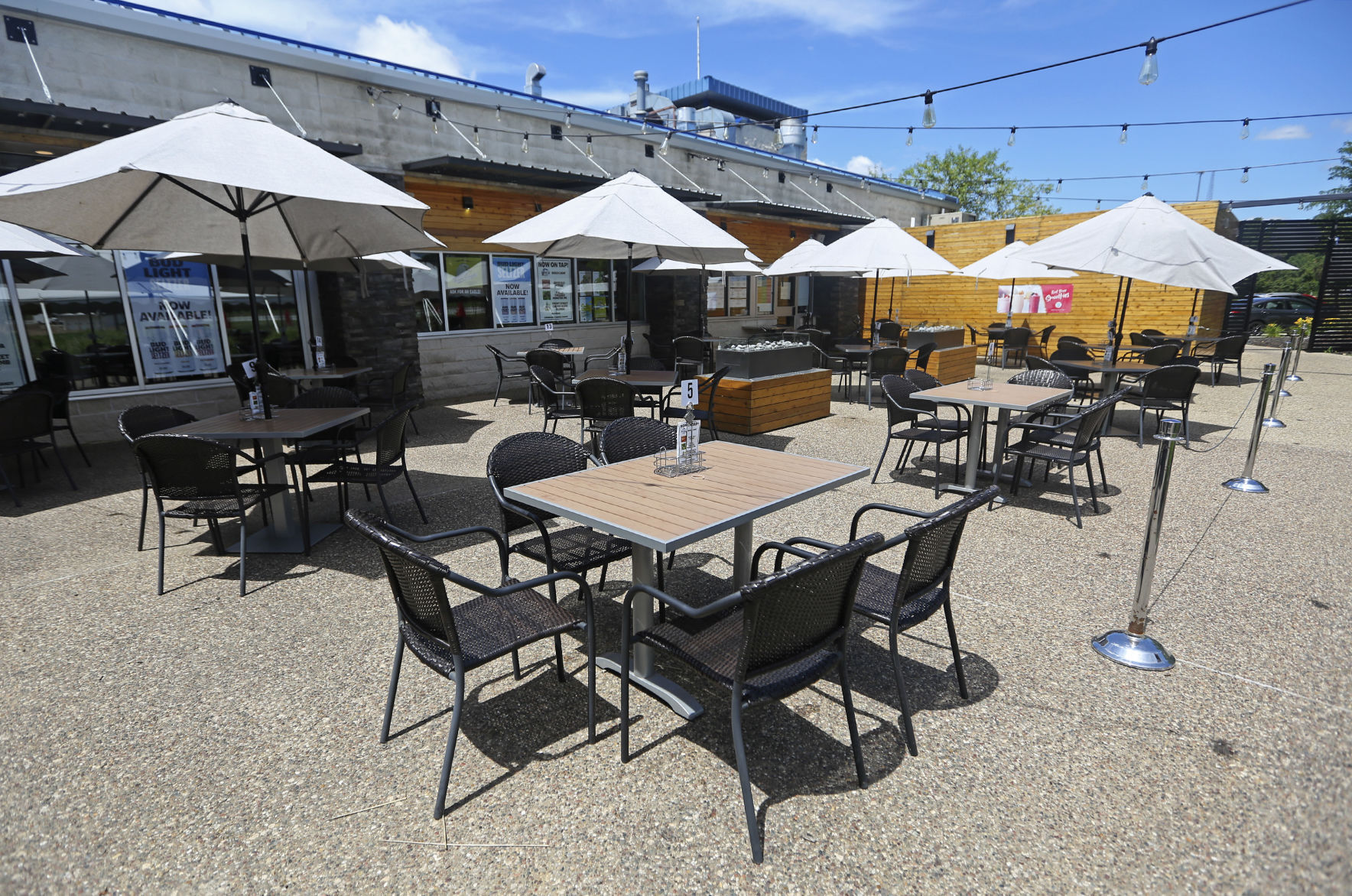 Outdoor seating at Frentress Lake Bar & Grill in East Dubuque, Ill., on Thursday, July 16, 2020. PHOTO CREDIT: NICKI KOHL