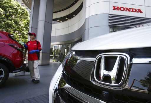 Honda has reached an $85 million settlement today with multiple states over allegations that it hid safety failures in the airbags of certain Honda and Acura vehicles sold in the U.S. The settlement ties up an investigation into Honda’s alleged failure to inform regulators and consumers of issues related to the significant risk of rupture in the frontal airbag systems installed in certain cars, which could cause metal fragments to fly into the passenger compartments.  PHOTO CREDIT: Koji Sasahara