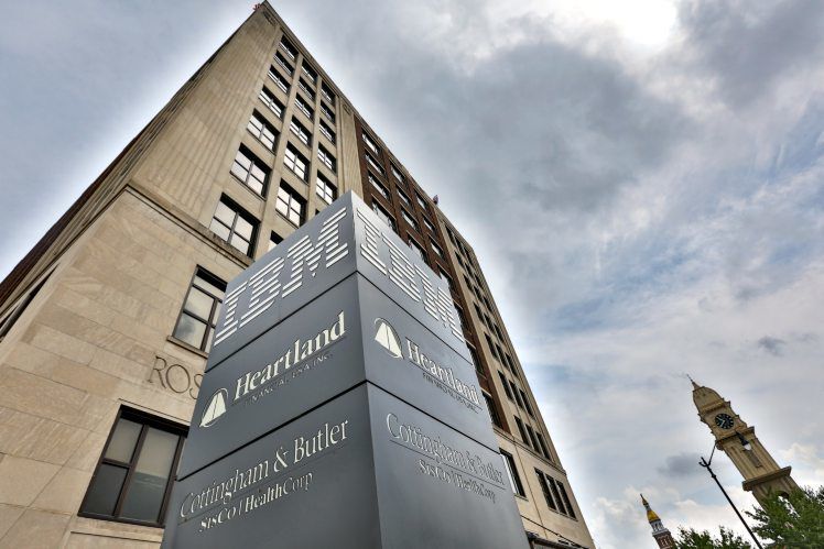 IBM had been a key tenant at the Roshek Building for the past decade, but late last year the company moved its Dubuque operations elsewhere. PHOTO CREDIT: Dave Kettering, Telegraph Herald