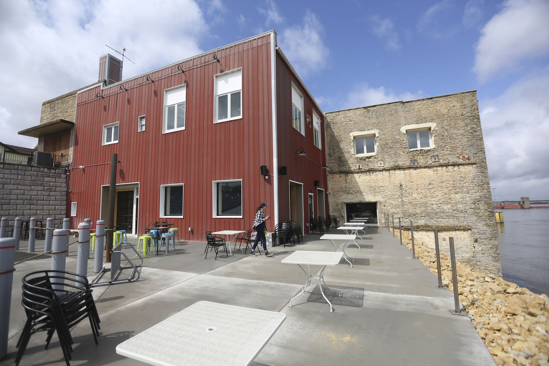 River Ridge Brewing opened its new location along the Mississippi River in Bellevue, Iowa, on Friday, April 9, 2021. PHOTO CREDIT: Dave Kettering