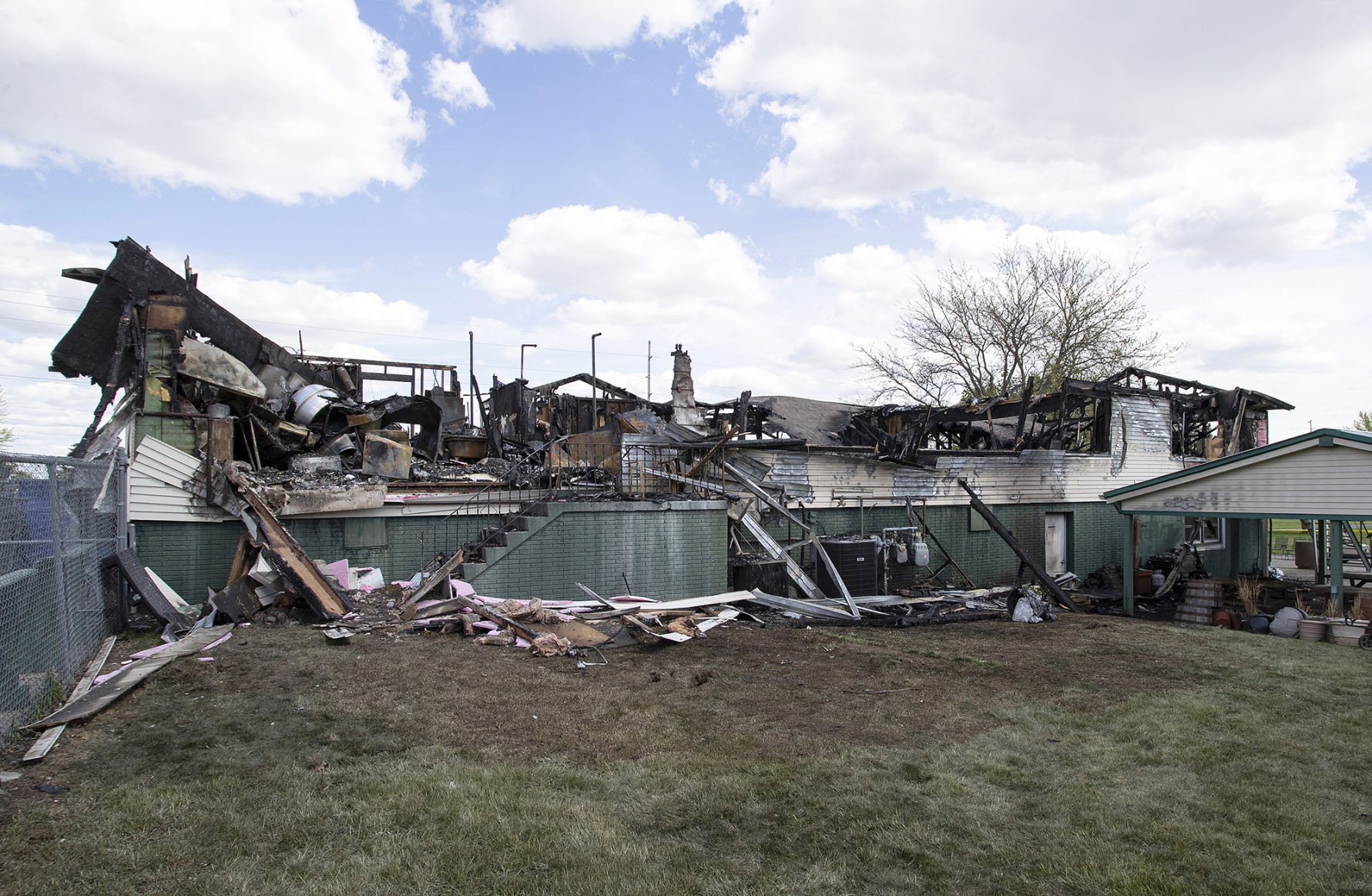 A fire destroyed the clubhouse at Cole Acres Golf and Supper Club in rural Cuba City, Wis., early Sunday. PHOTO CREDIT: Stephen Gassman