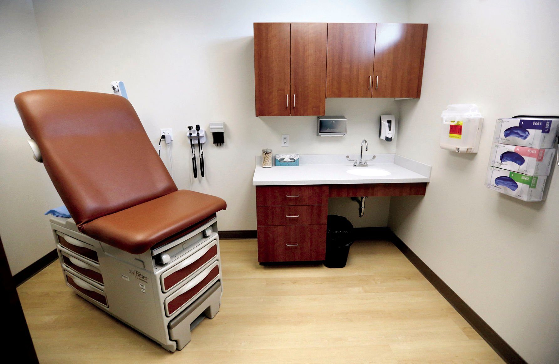 An exam room at Southwest Health’s Cuba City (Wis.) Clinic, which opened Monday.    PHOTO CREDIT: JESSICA REILLY