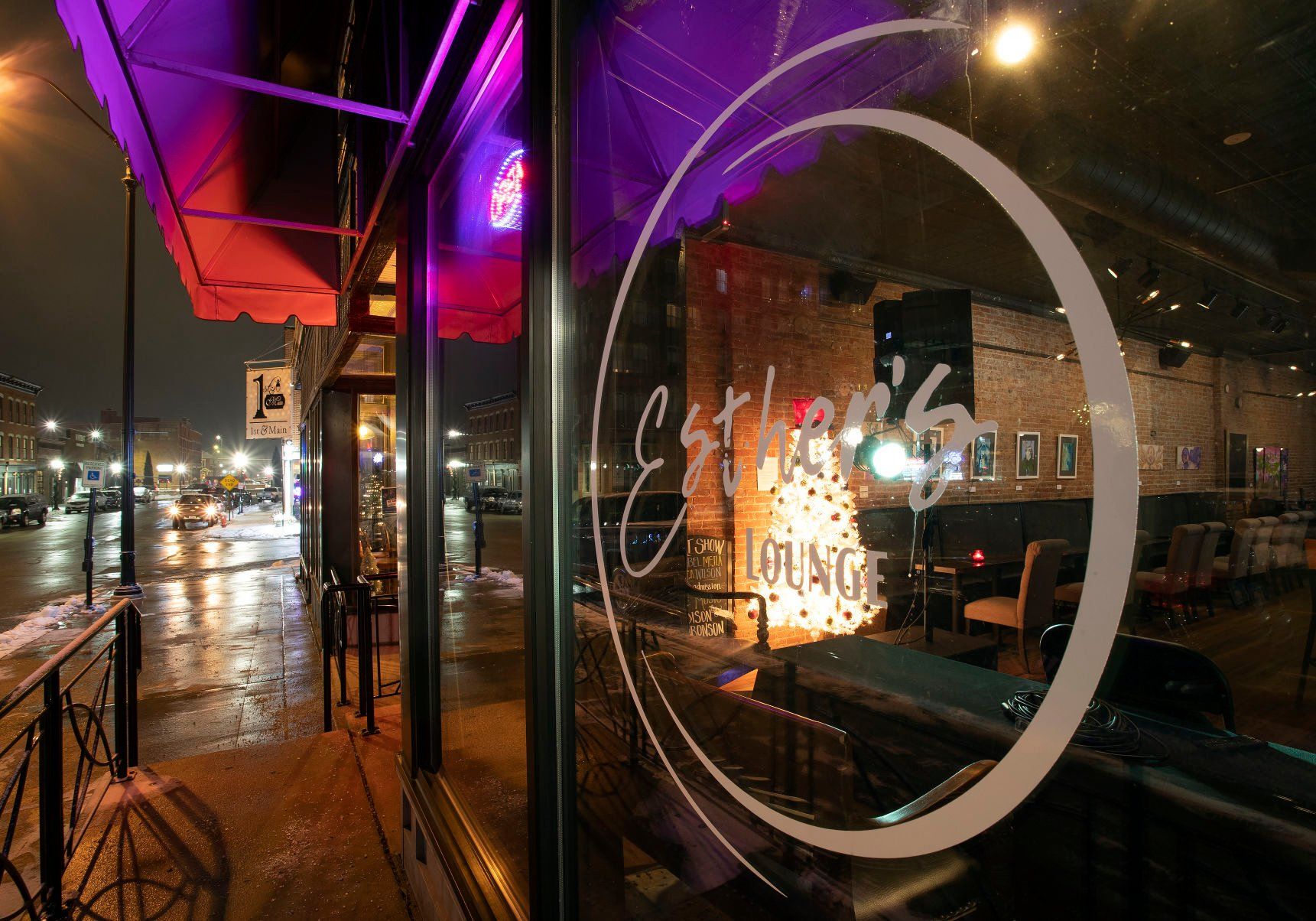 Esther’s Lounge, 123 Main St. in Dubuque, will serve as a hub for Dubuque Area Arts Collective.    PHOTO CREDIT: Stephen Gassman