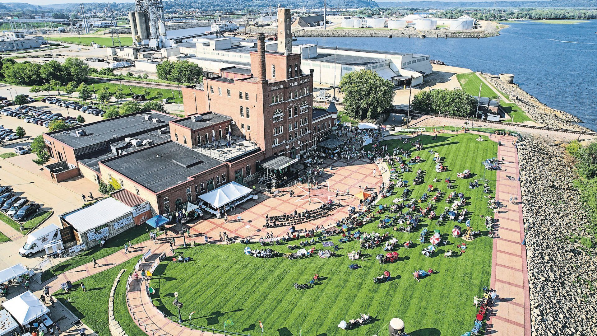 People enjoy the entertainment of the 16th annual Irish Hooley Music Festival at Alliant Amphitheater in the Port of Dubuque on Aug. 28.    PHOTO CREDIT: Dave Kettering