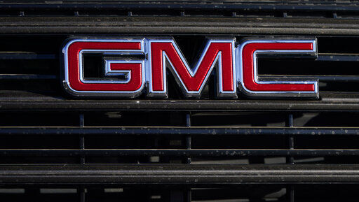 General Motors is recalling nearly 682,000 small SUVs today because the windshield wipers can fail. The recall covers the Chevrolet Equinox and GMC Terrain from the 2014 and 2015 model years     PHOTO CREDIT: David Zalubowski