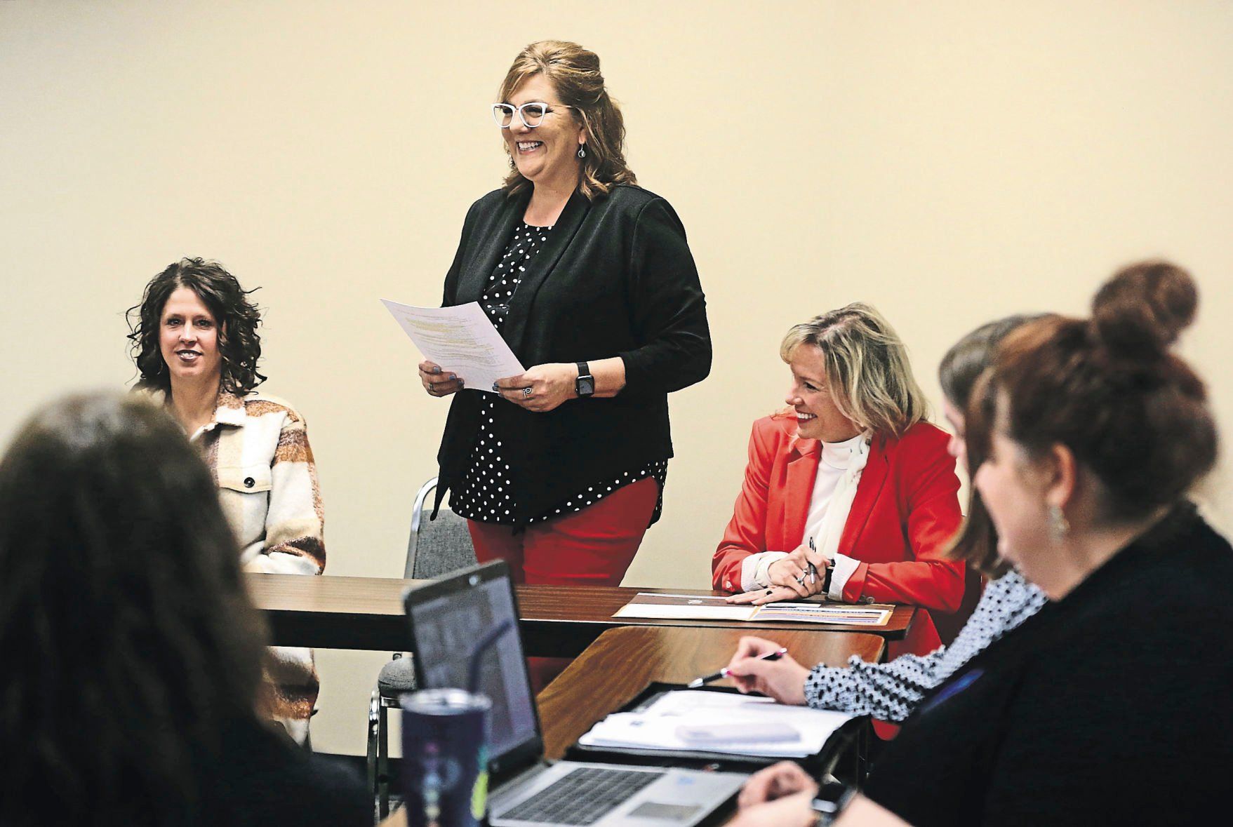 Danielle Leibfried, president and CEO of United Way of Dubuque Area Tri-States, talks to board members during a meeting in Dubuque on Wednesday, March 30, 2022.    PHOTO CREDIT: JESSICA REILLY