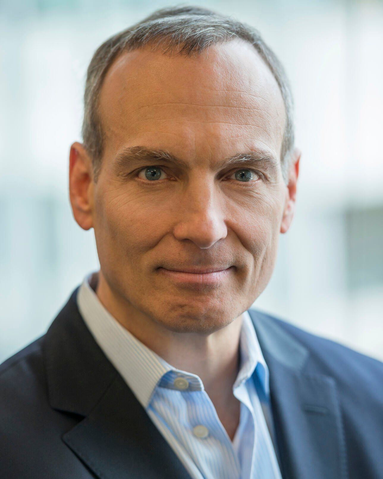 <p>This photo provided by Booking Holdings shows Glenn Fogel, CEO of Booking.com. The travel recovery has boosted Booking Holdings Inc. to record quarterly earnings, and Wall Street expects the company to post even bigger profits this year. (Booking Holdings via AP)</p>   PHOTO CREDIT: Booking Holdings