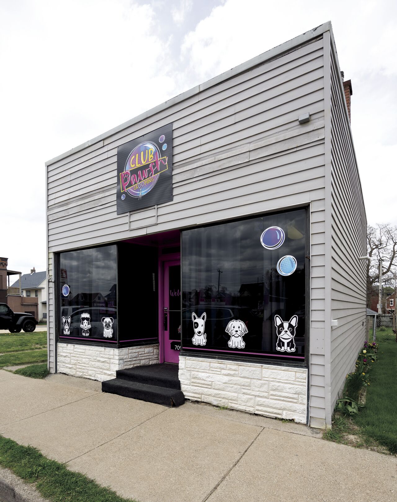 Exterior at Club Pawsh Grooming on Rhomberg Avenue in Dubuque on Friday, May 5, 2023.    PHOTO CREDIT: Stephen Gassman