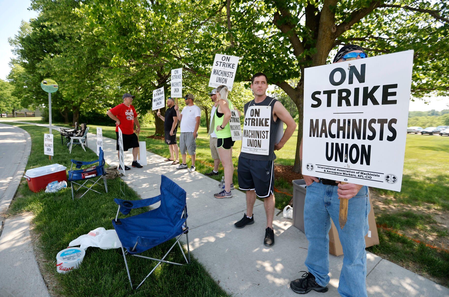 A.Y. McDonald Mfg. Co. employees picket outside the facility on Chavenelle Road in Dubuque on Thursday, June 1, 2023.    PHOTO CREDIT: JESSICA REILLY