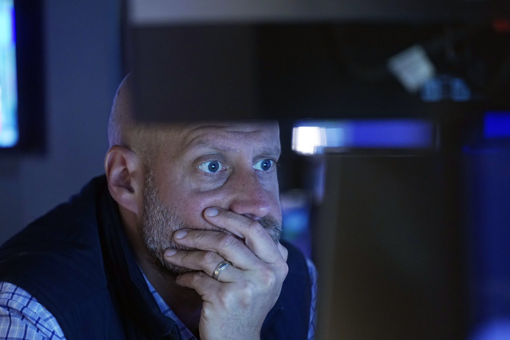 <p>Specialist Meric Greenbaum works at his post on the floor of the New York Stock Exchange, Thursday, May 30, 2024. Most U.S. stocks are rising following mixed profit reports from big companies and signals that the economy may be cooling. (AP Photo/Richard Drew)</p>   PHOTO CREDIT: Richard Drew - staff, ASSOCIATED PRESS