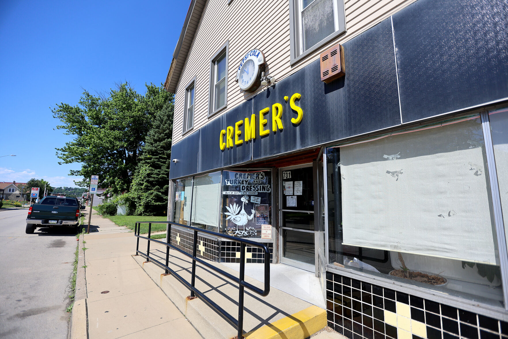Cremer’s located on Rhomberg Avenue in Dubuque.    PHOTO CREDIT: Dave Kettering/Telegraph Herald