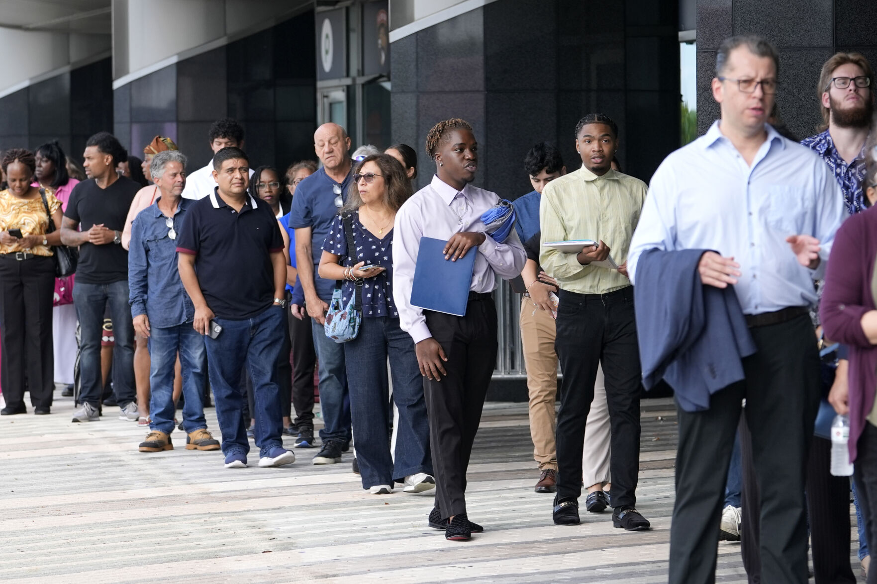 <p>People wait in line to attend a job fair, Thursday, Aug. 29, 2024, in Sunrise, Fla. (AP Photo/Lynne Sladky)</p>   PHOTO CREDIT: Lynne Sladky - staff, ASSOCIATED PRESS