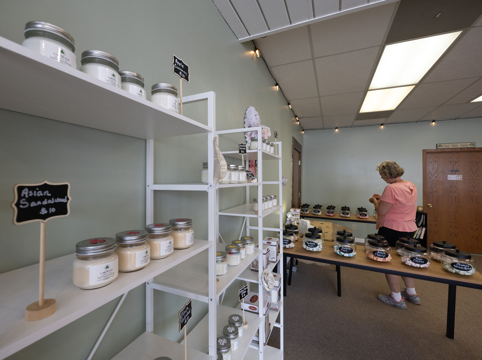 The interior of Limerick Candle Company and Vintage Reads in Dubuque on Saturday, Sept. 14, 2024.    PHOTO CREDIT: Gassman