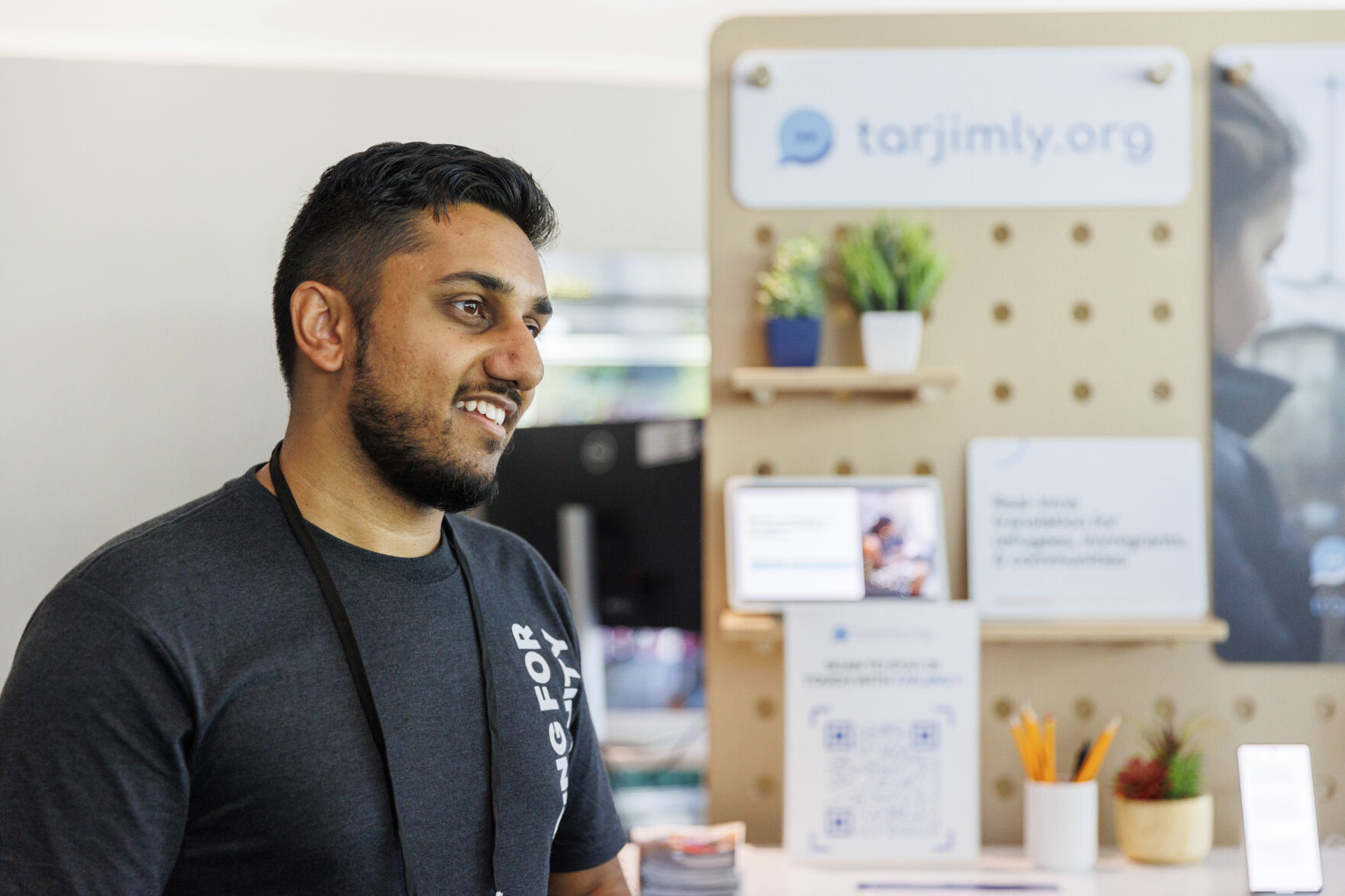 <p>Tarjimly co-founder Atif Javed presents his app at the Google Impact Summit on Wednesday, Sept. 4, 2024, in Sunnyvale, Calif. (AP Photo/Juliana Yamada)</p>   PHOTO CREDIT: Juliana Yamada 