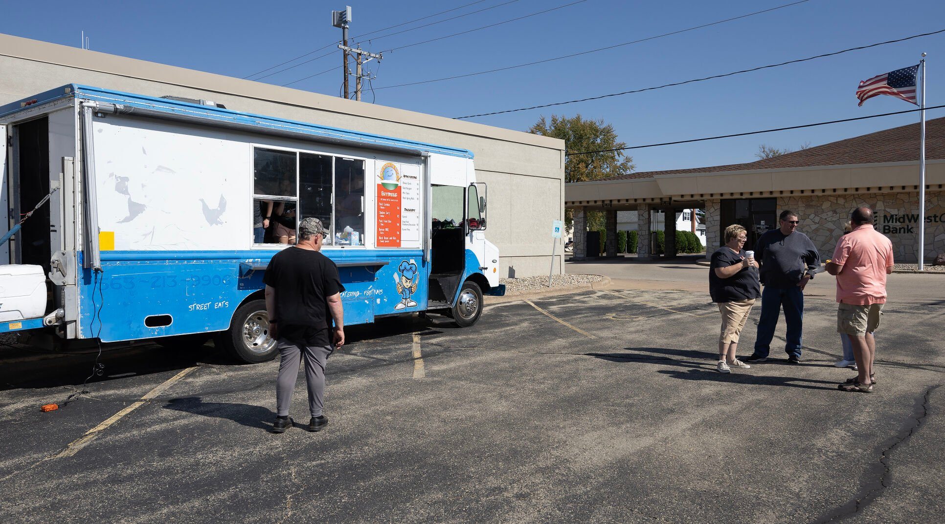 Rice is Nice food truck parked in Cuba City, Wis., on Saturday.    PHOTO CREDIT: Stephen Gassman