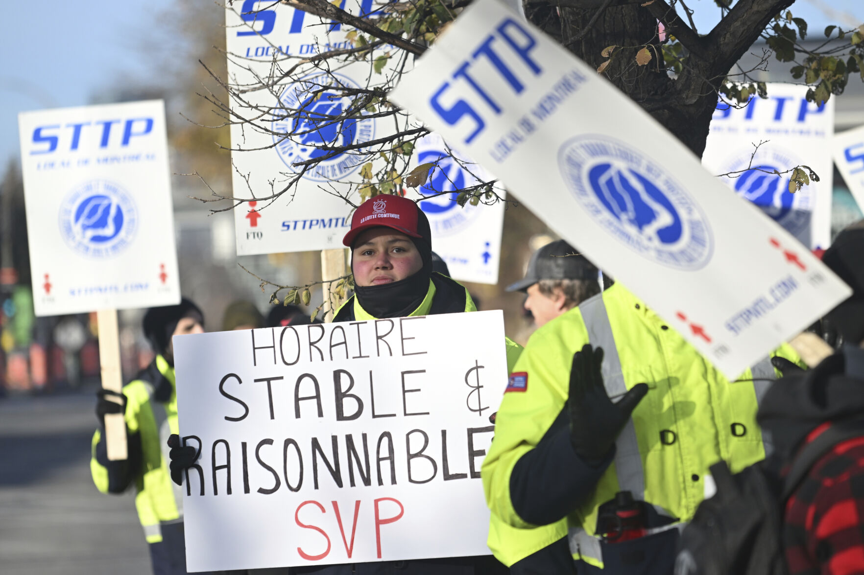 <p>Canada Post workers picket outside a sorting plant in Montreal on Friday, Nov.15, 2024. (Graham Hughes /The Canadian Press via AP)</p>   PHOTO CREDIT: Graham Hughes - foreign subscriber, ASSOCIATED PRESS